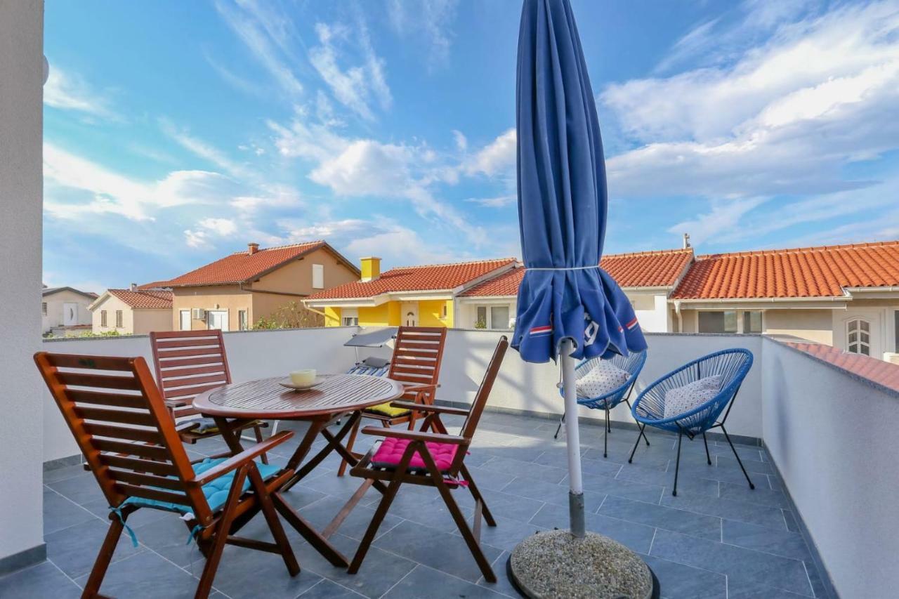 Malu Vir Apartment Luaran gambar